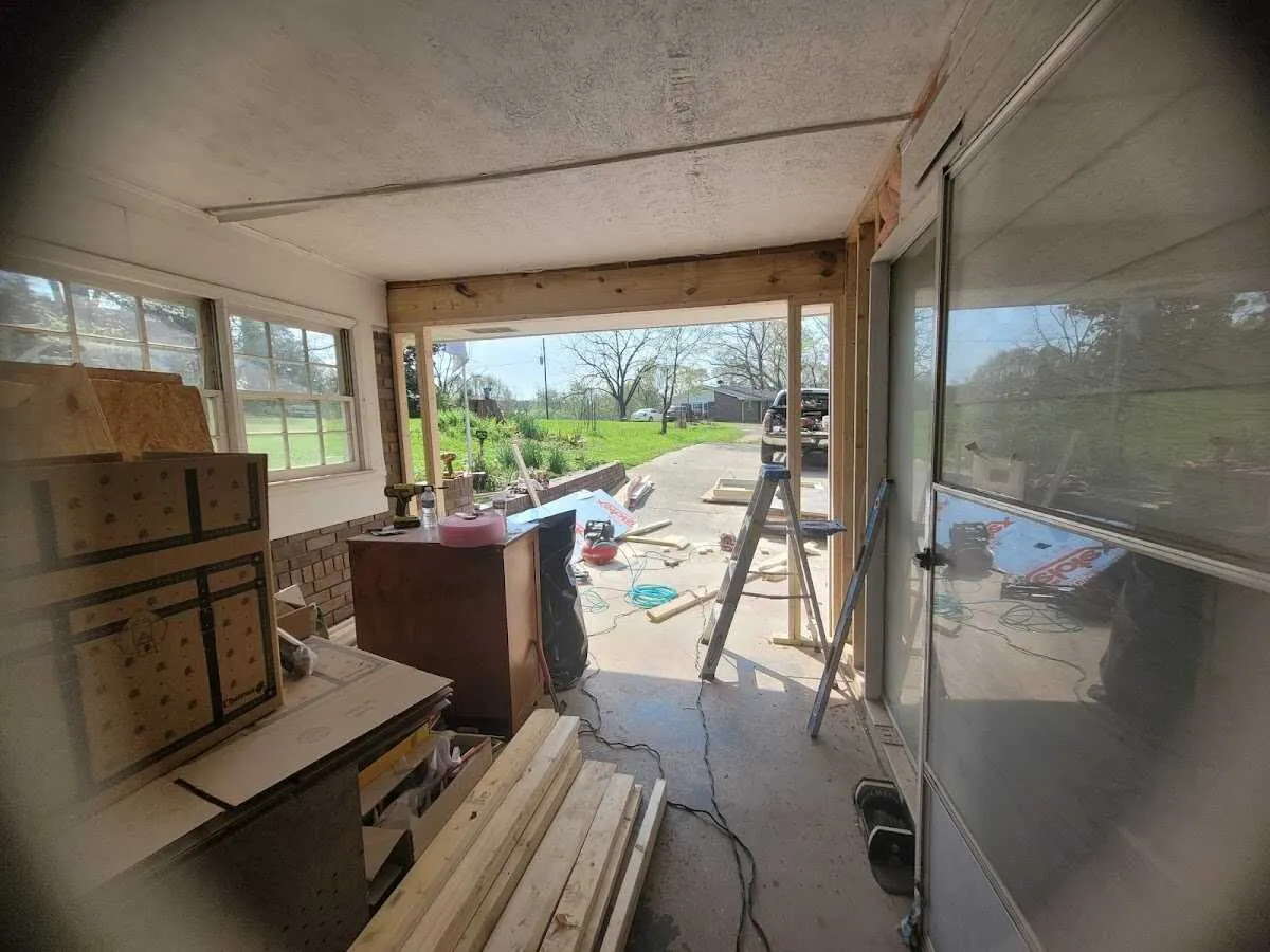 Air movers and dehumidifier for Water Mitigation Services in Fort Bliss